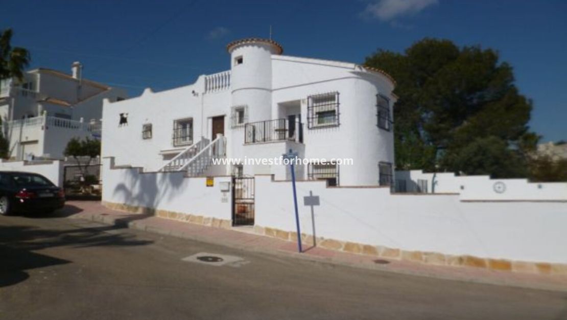 Sale - Villa - Orihuela Costa - Costa Blanca