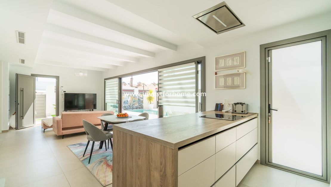 Sale - Villa - Orihuela Costa - Costa Blanca