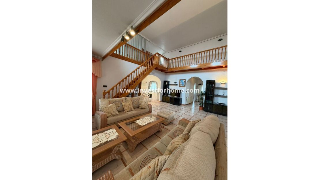 Sale - Villa - Orihuela Costa - Costa Blanca