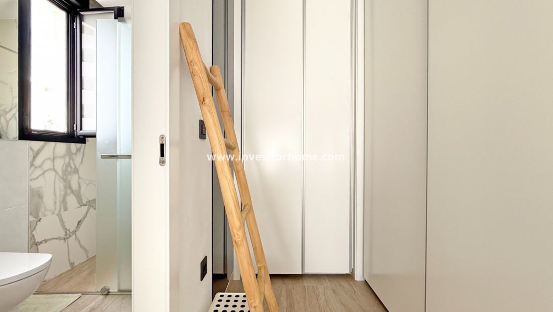 Sale - Villa - Orihuela Costa - Costa Blanca