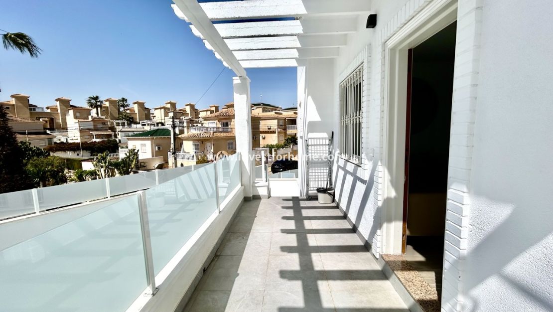 Sale - Villa - Orihuela Costa - Costa Blanca