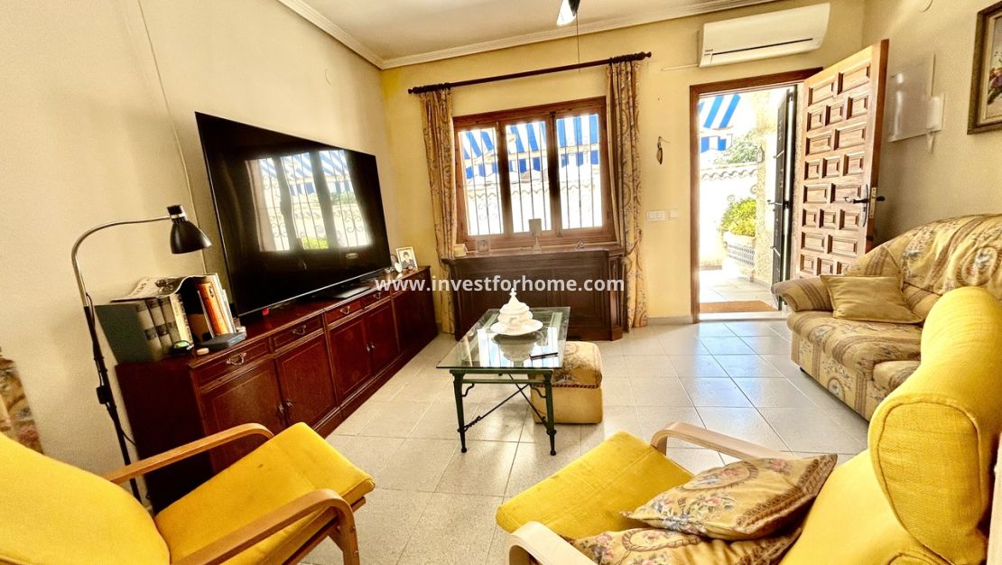 Sale - Villa - Orihuela Costa - Costa Blanca