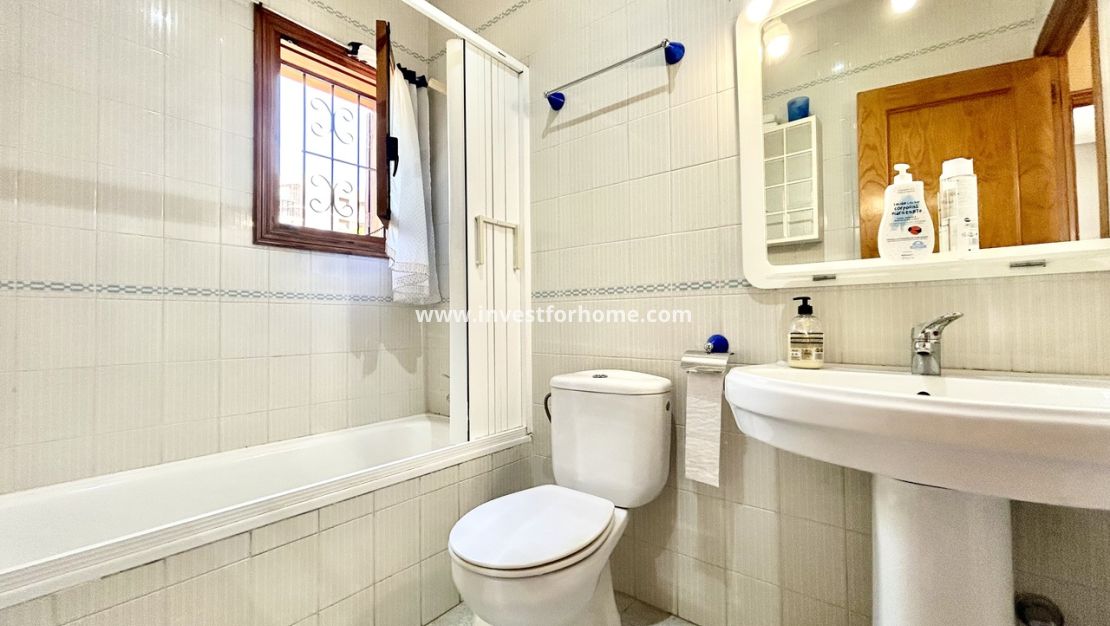 Sale - Villa - Orihuela Costa - Costa Blanca