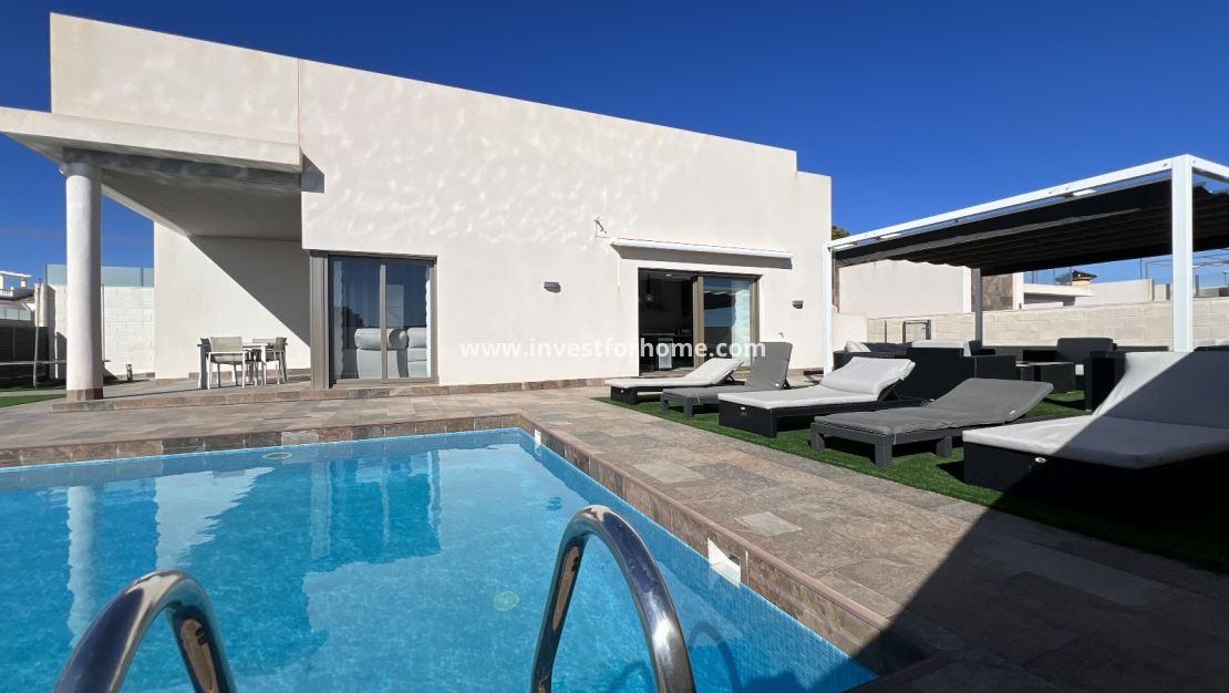 Sale - Villa - Orihuela Costa - Costa Blanca