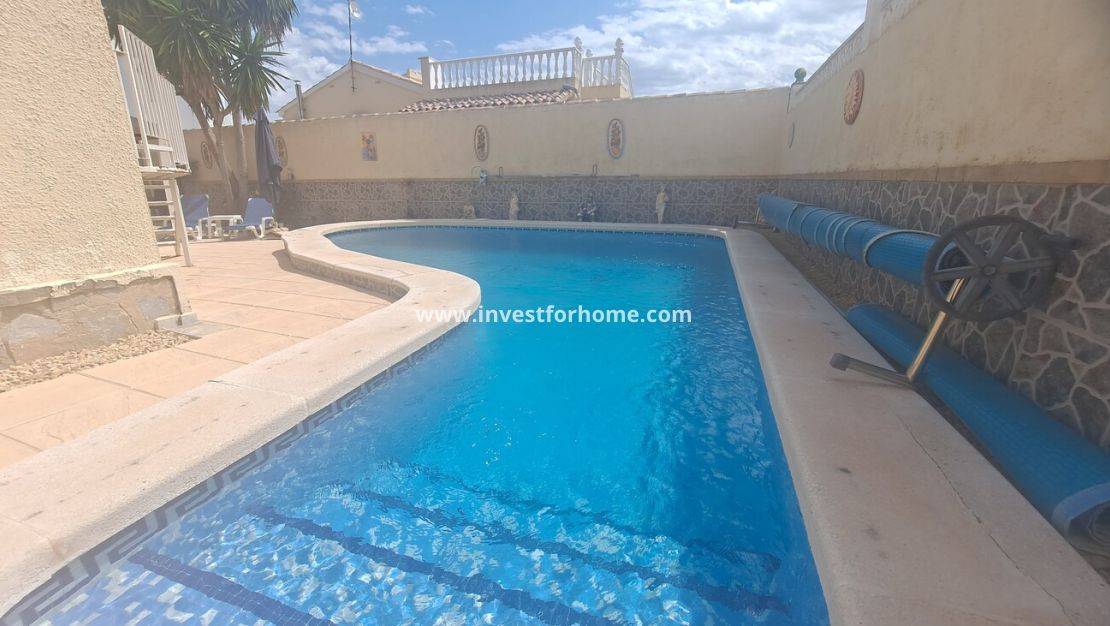 Sale - Villa - Orihuela Costa - Costa Blanca