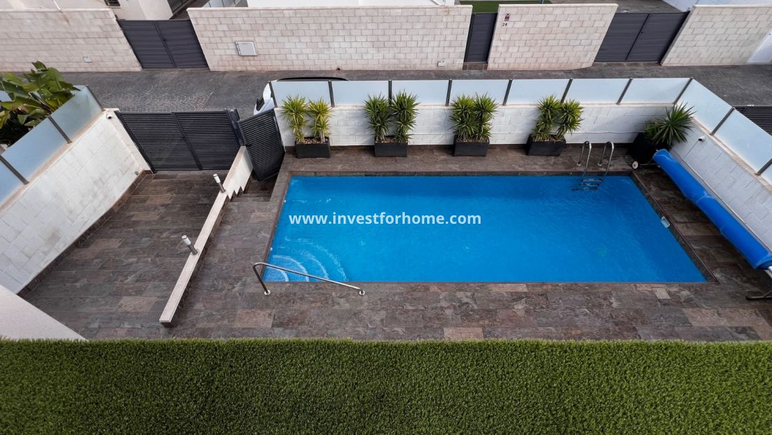 Sale - Villa - Orihuela Costa - Costa Blanca