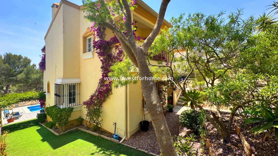 Sale - Villa - Orihuela Costa - Costa Blanca