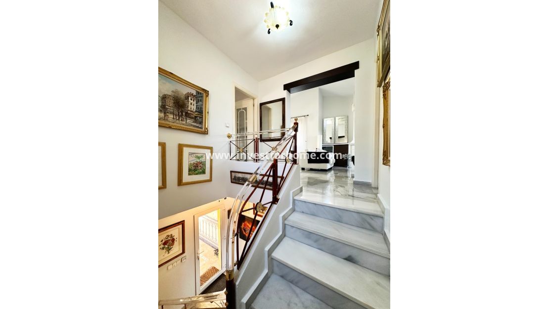 Sale - Villa - Orihuela Costa - Costa Blanca