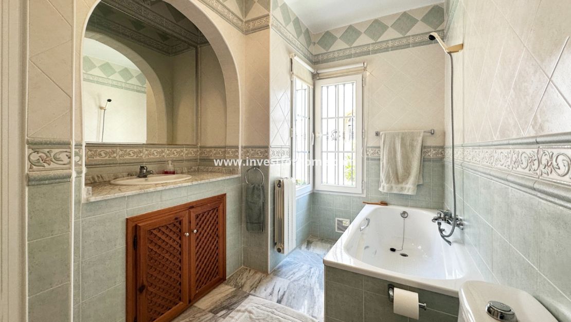 Sale - Villa - Orihuela Costa - Costa Blanca