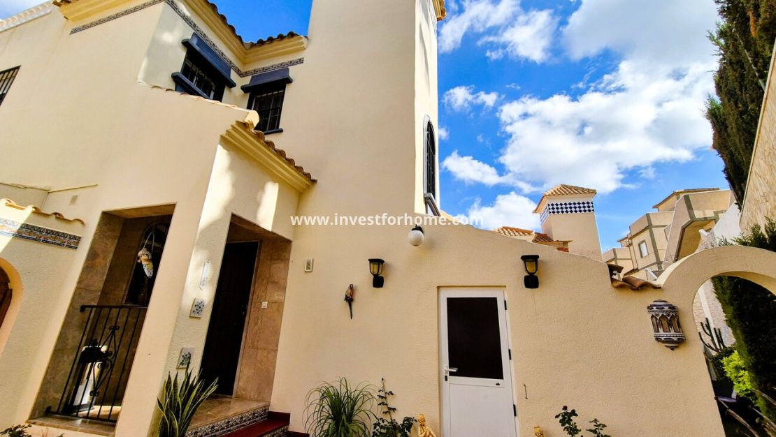 Sale - Villa - Orihuela Costa - Costa Blanca