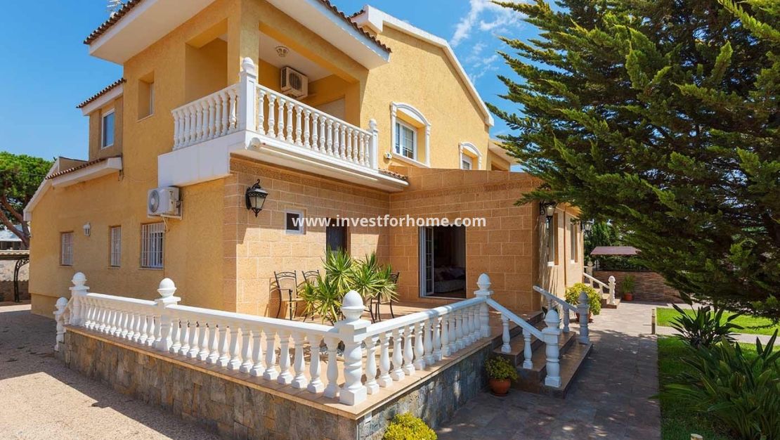 Sale - Villa - Orihuela Costa - Costa Blanca