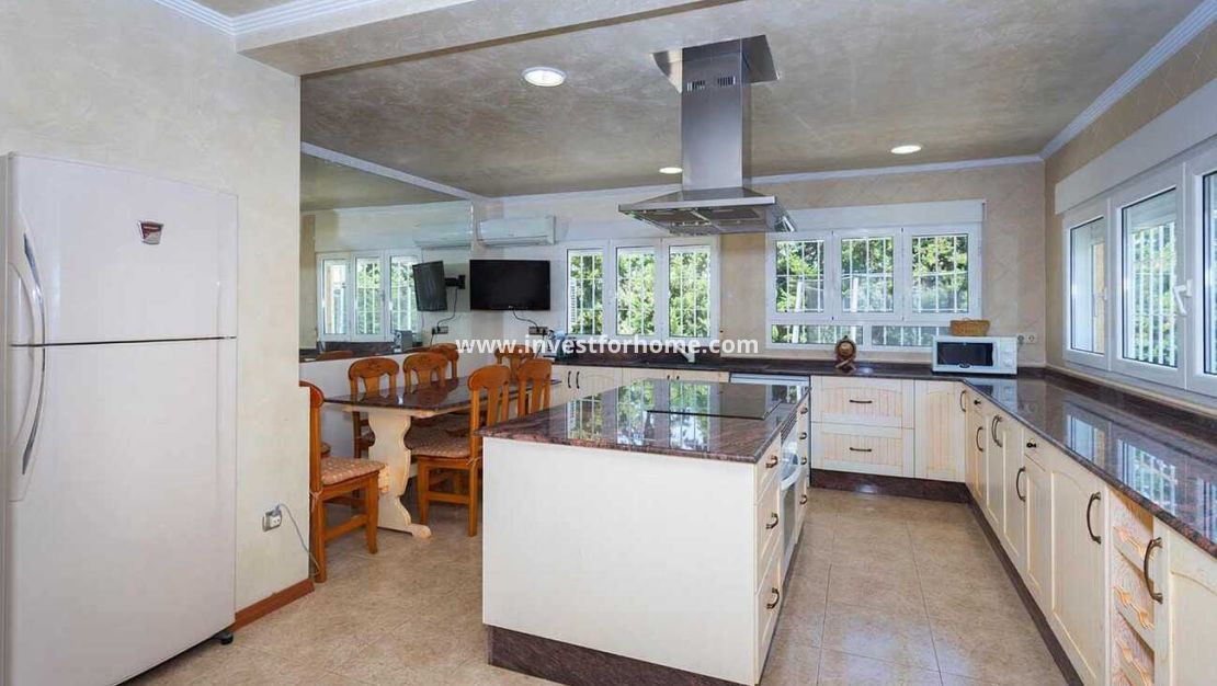 Sale - Villa - Orihuela Costa - Costa Blanca