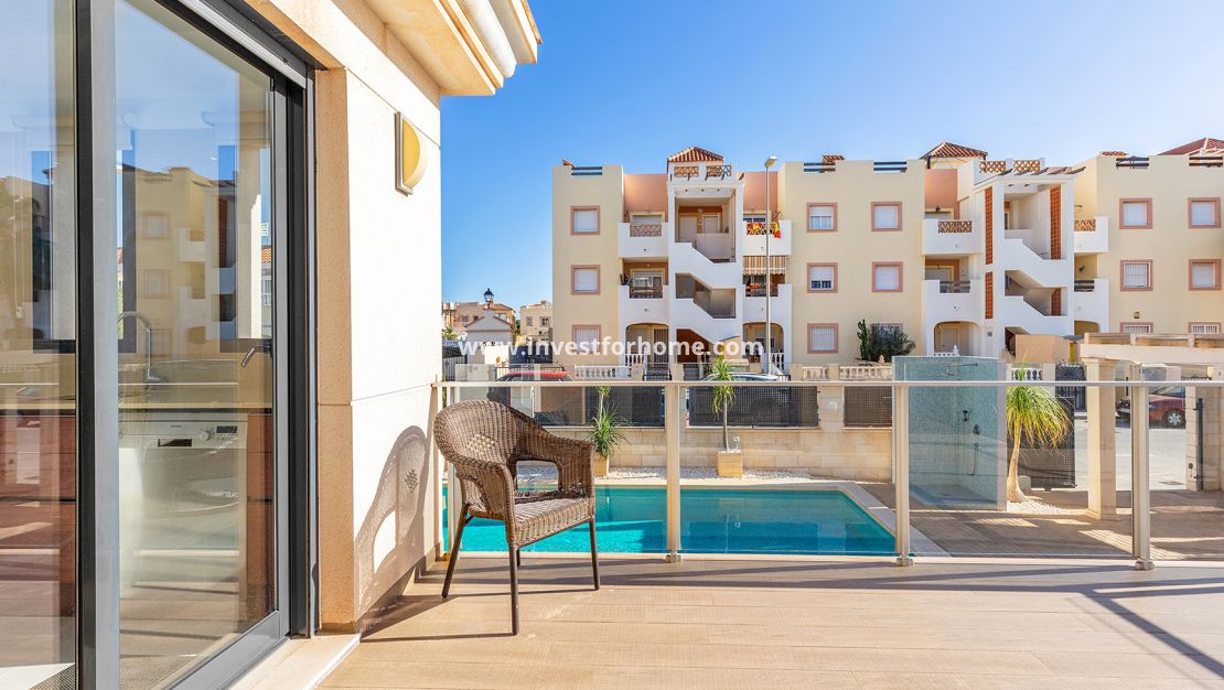 Sale - Villa - Orihuela Costa - Costa Blanca