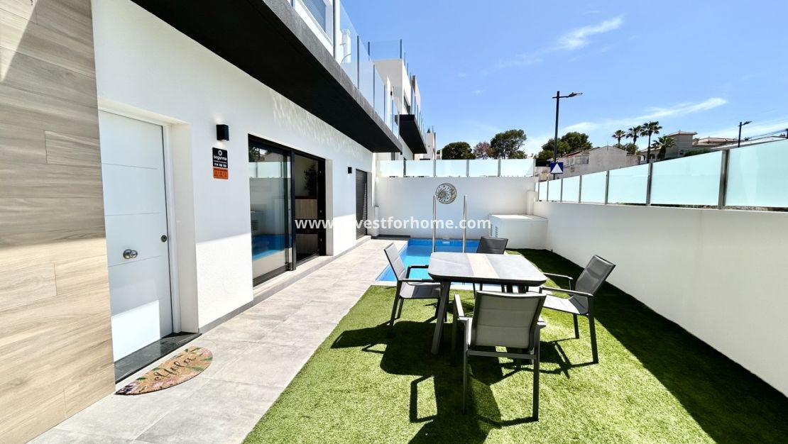 Sale - Villa - Orihuela Costa - Costa Blanca