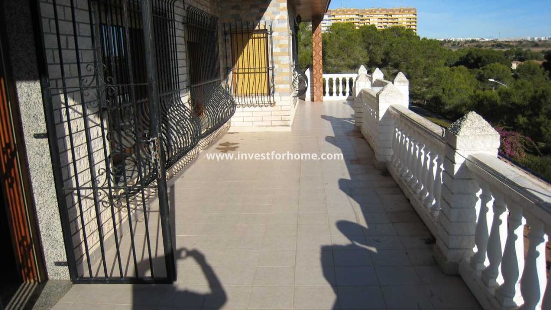 Sale - Villa - Orihuela Costa - Costa Blanca