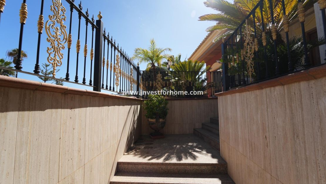 Sale - Villa - Orihuela Costa - Dehesa De Campoamor