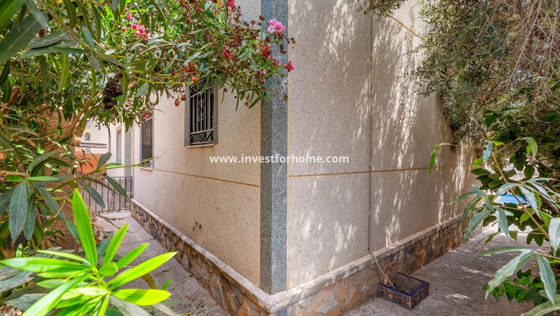 Sale - Villa - Orihuela Costa - El Galan