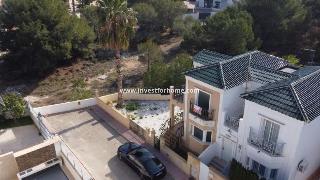 Sale - Villa - Orihuela Costa - Inland