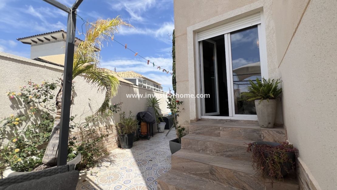Sale - Villa - Orihuela Costa - Inland