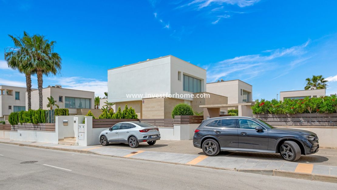 Sale - Villa - Orihuela Costa - Inland