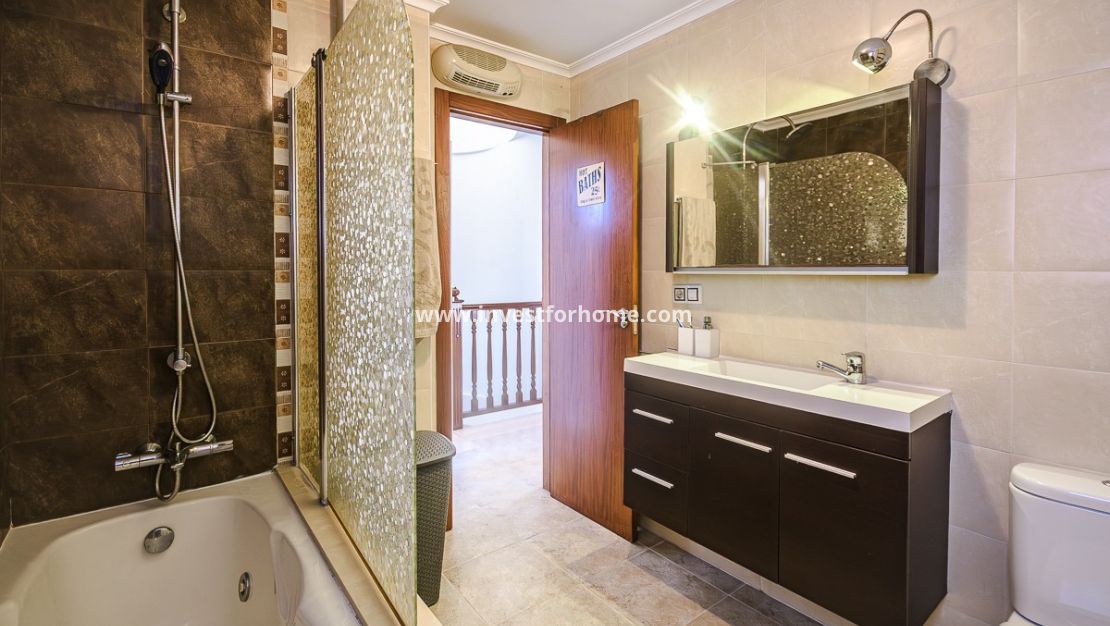 Sale - Villa - Orihuela Costa - Inland