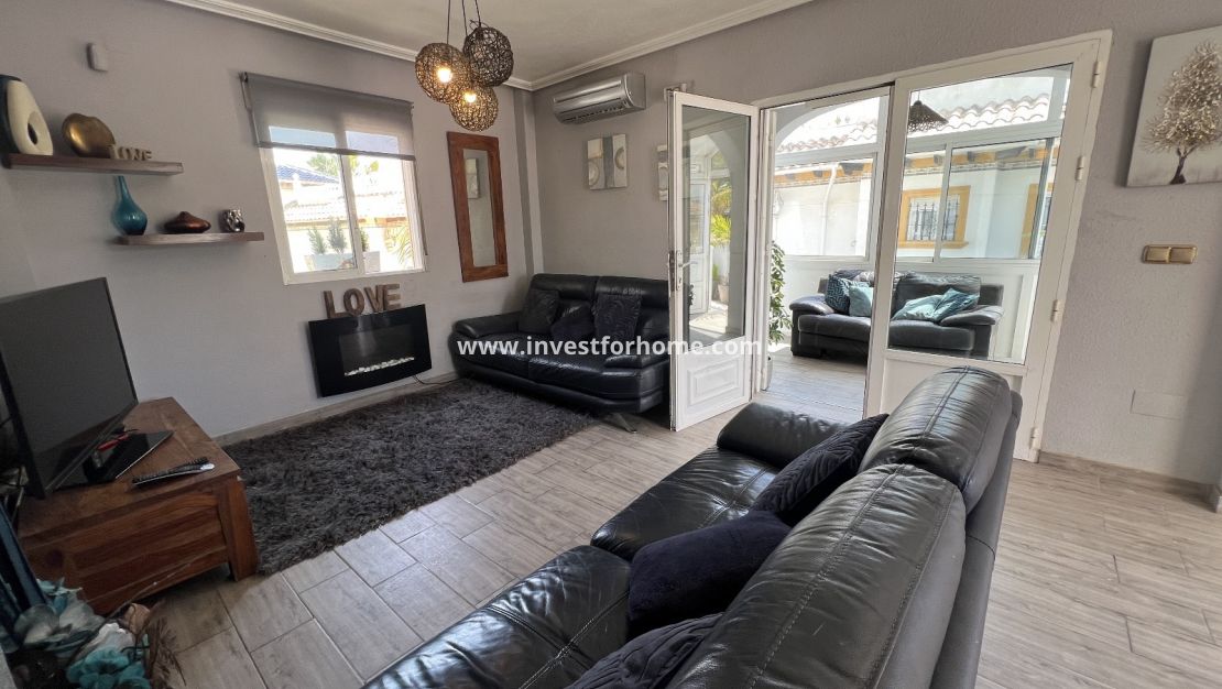 Sale - Villa - Orihuela Costa - Inland