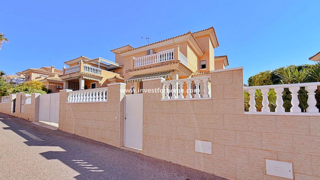 Sale - Villa - Orihuela Costa - Inland