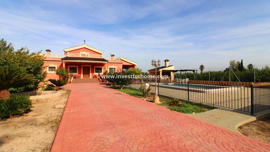 Sale - Villa - Orihuela Costa - La Campaneta
