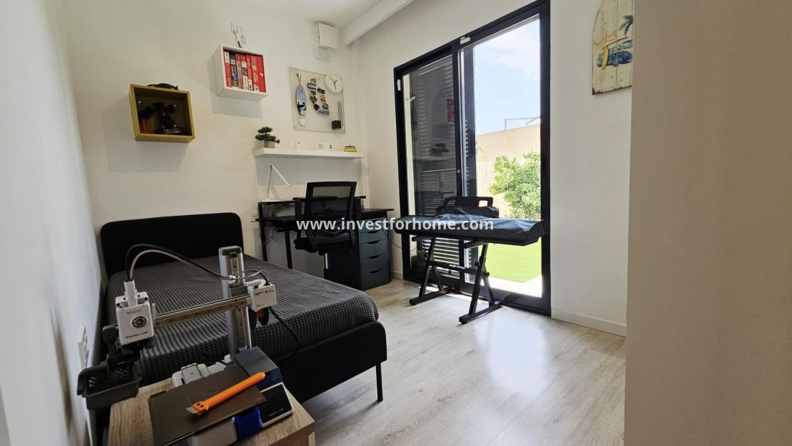 Sale - Villa - Orihuela Costa - La Regia