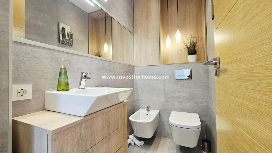 Sale - Villa - Orihuela Costa - La Regia