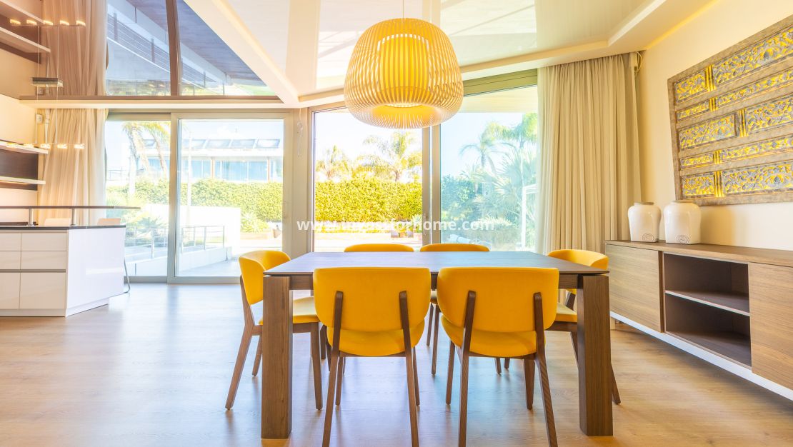 Sale - Villa - Orihuela Costa - La Zenia