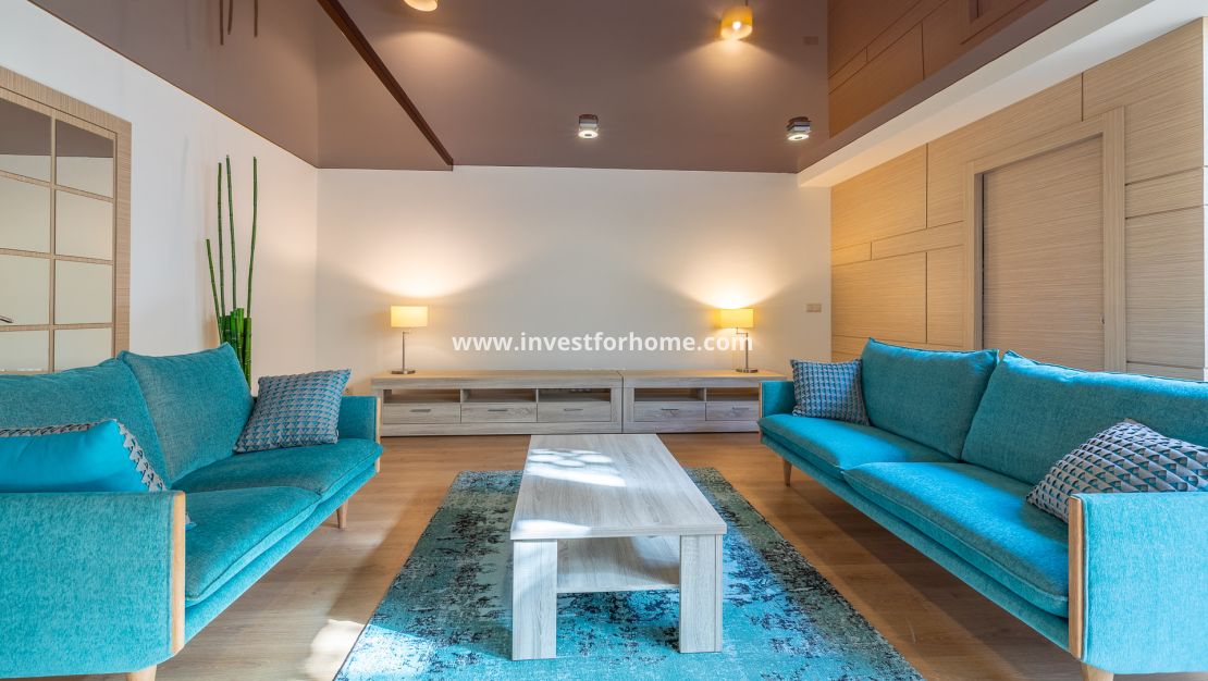 Sale - Villa - Orihuela Costa - La Zenia