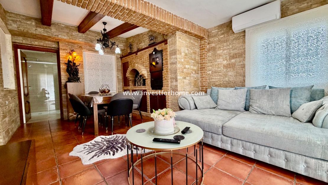 Sale - Villa - Orihuela Costa - La Zenia