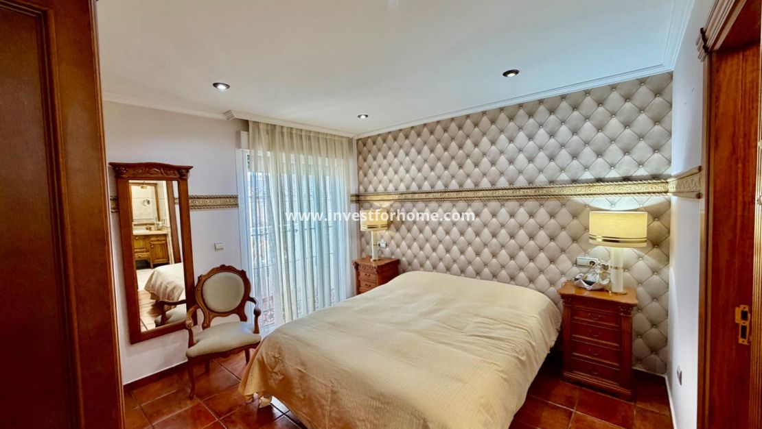 Sale - Villa - Orihuela Costa - La Zenia