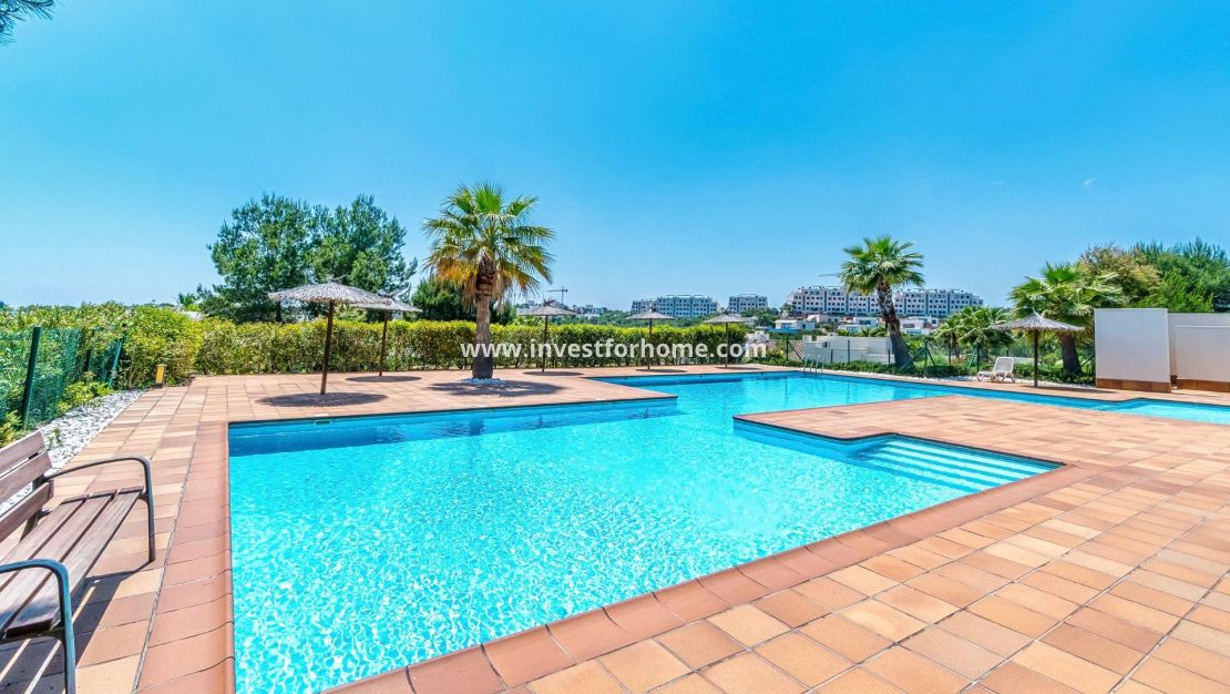 Sale - Villa - Orihuela Costa - Las Colinas Golf