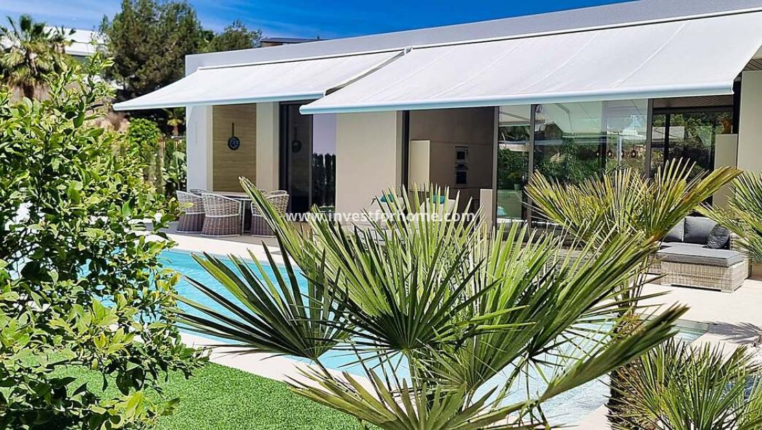 Sale - Villa - Orihuela Costa - Las Colinas Golf