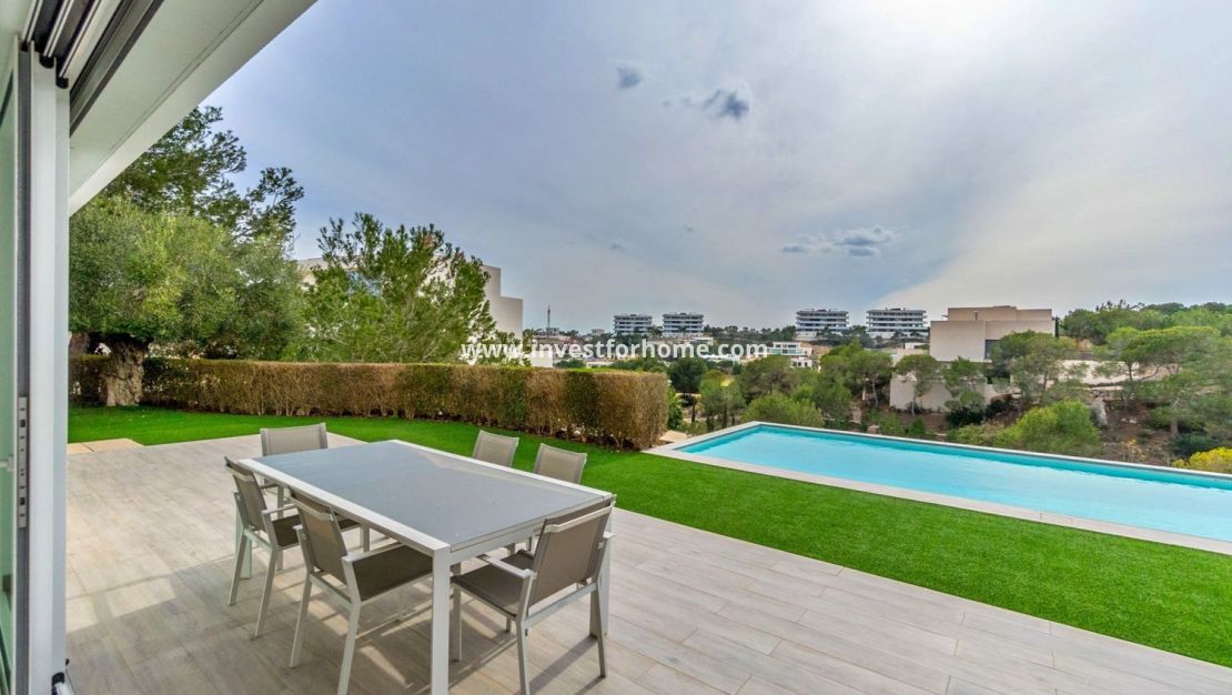 Sale - Villa - Orihuela Costa - Las Colinas Golf