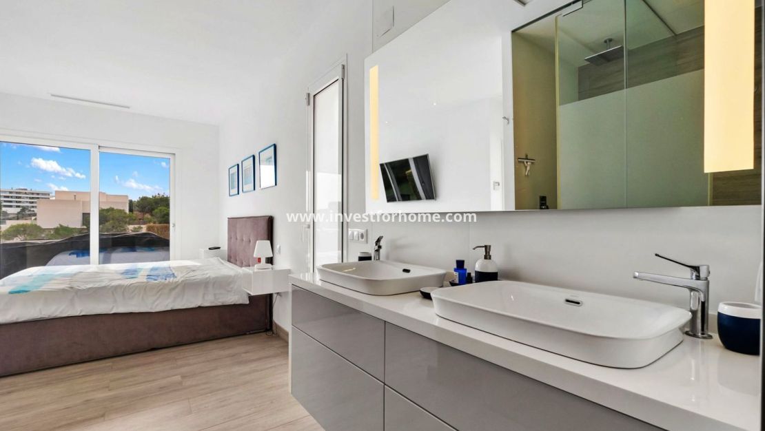 Sale - Villa - Orihuela Costa - Las Colinas Golf