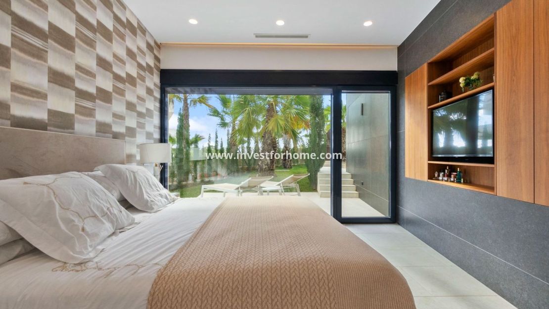 Sale - Villa - Orihuela Costa - Las Colinas Golf