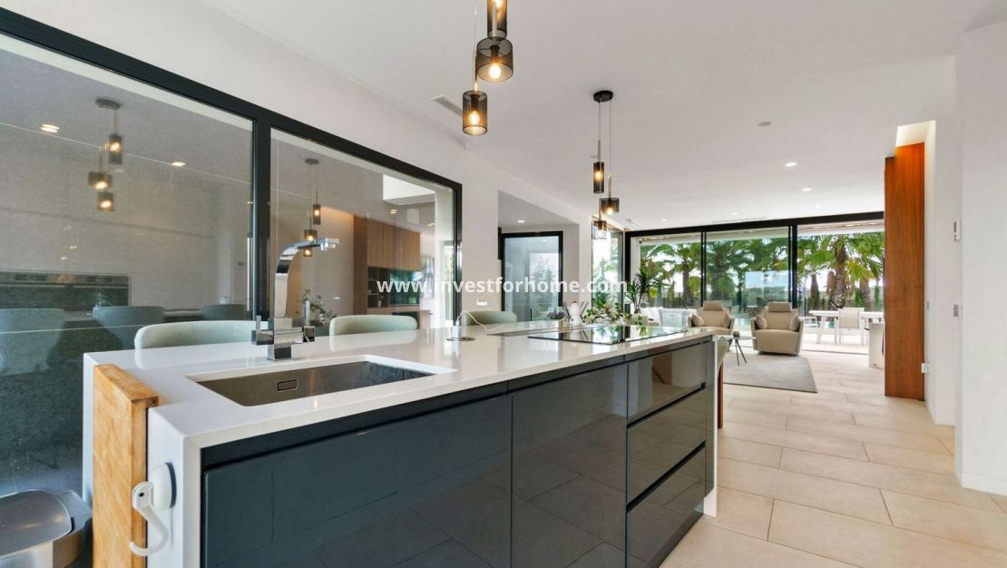 Sale - Villa - Orihuela Costa - Las Colinas Golf