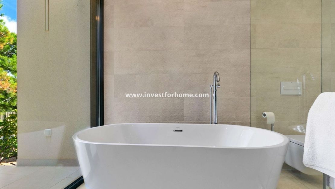 Sale - Villa - Orihuela Costa - Las Colinas Golf