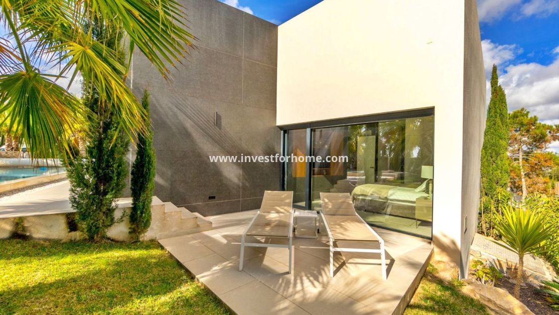 Sale - Villa - Orihuela Costa - Las Colinas Golf