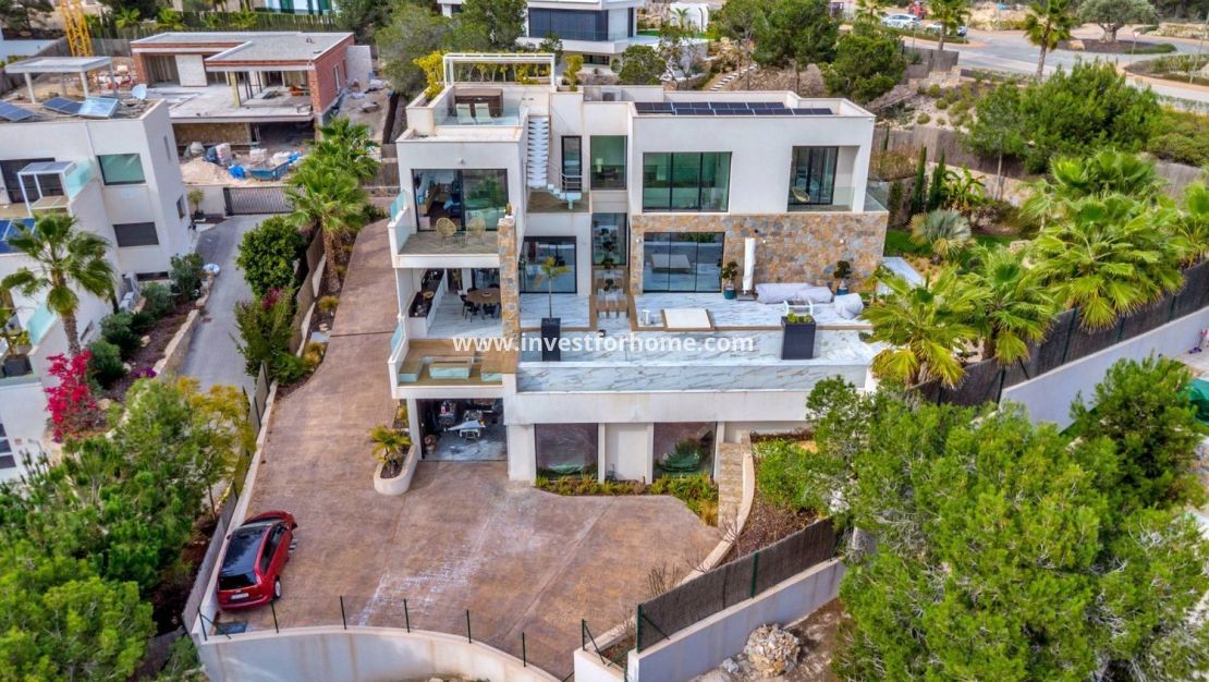 Sale - Villa - Orihuela Costa - Las Colinas Golf