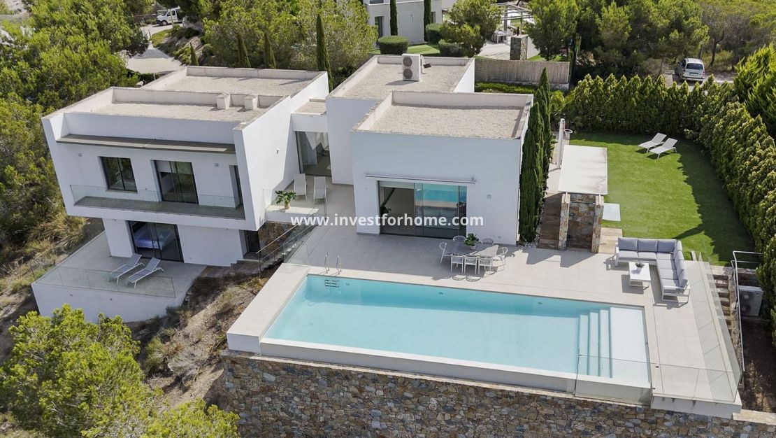 Sale - Villa - Orihuela Costa - Las Colinas Golf