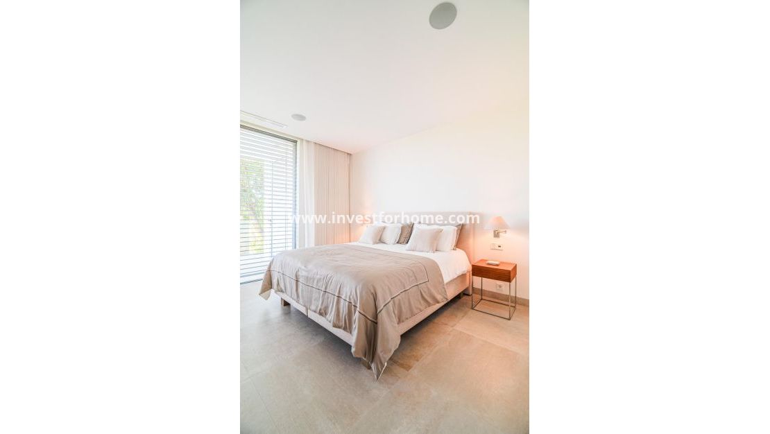 Sale - Villa - Orihuela Costa - Las Colinas Golf