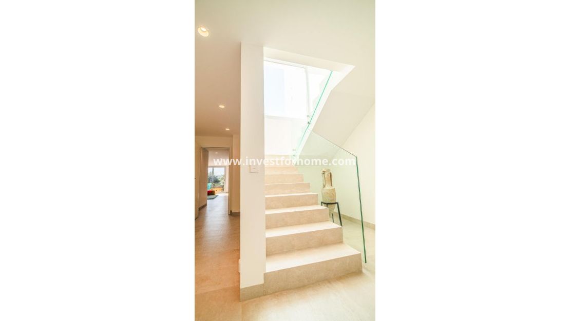 Sale - Villa - Orihuela Costa - Las Colinas Golf