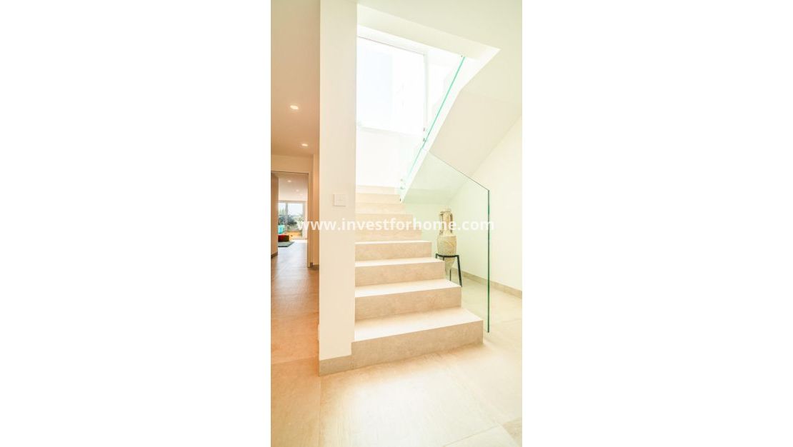 Sale - Villa - Orihuela Costa - Las Colinas Golf