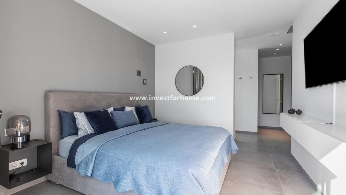 Sale - Villa - Orihuela Costa - Las Colinas Golf