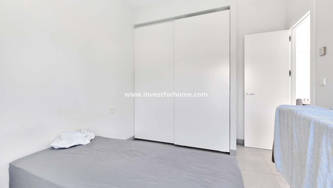 Sale - Villa - Orihuela Costa - Las Colinas Golf