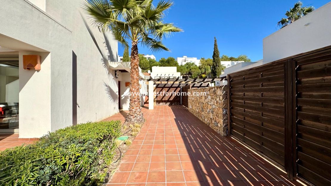 Sale - Villa - Orihuela Costa - Las Colinas Golf